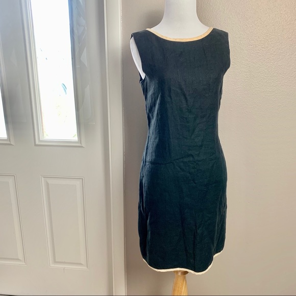 Linen classic dress - Picture 1 of 8